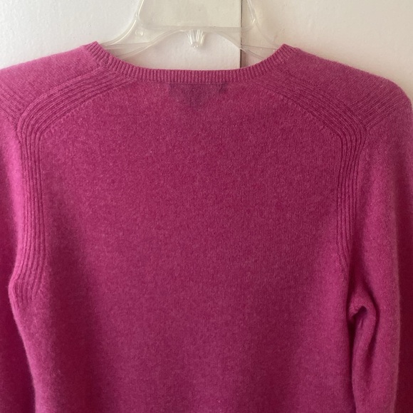 Saks Fifth Avenue cashmere sweater - Picture 16 of 16